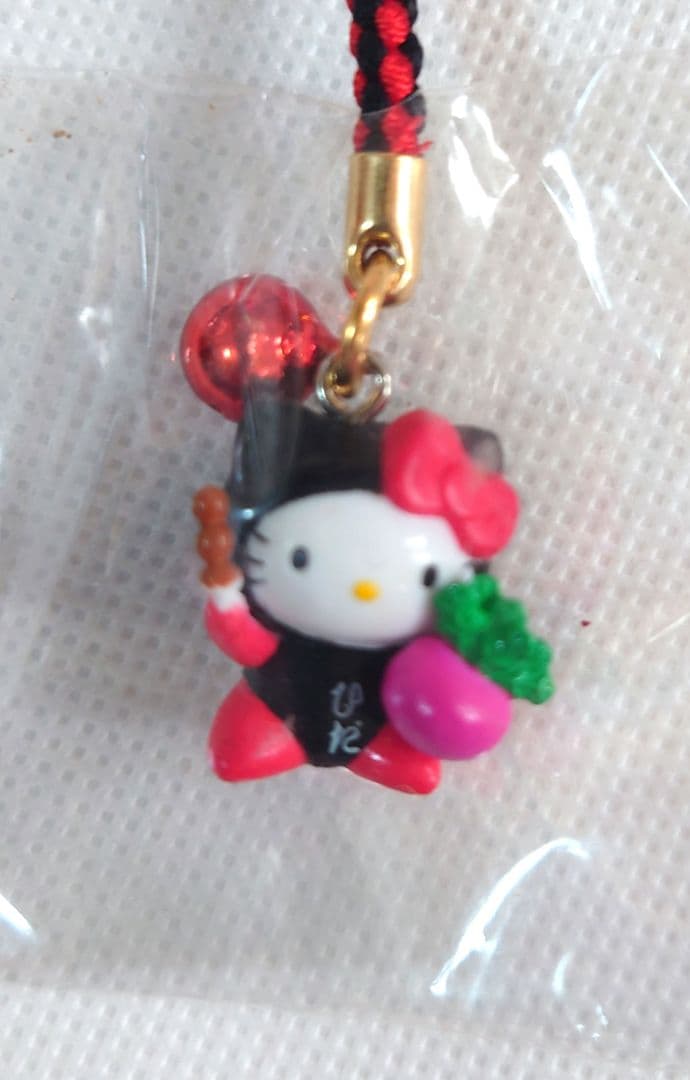 ハローキティ飛騨路限定さるぼぼぬいぐるみ（大小）、ねつけ、ストラップ4種類セット
