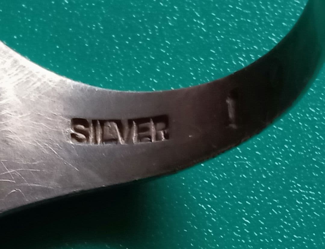 シルバーリング オーバル型　フルール・ド・リス 　アンティークSILVER刻印