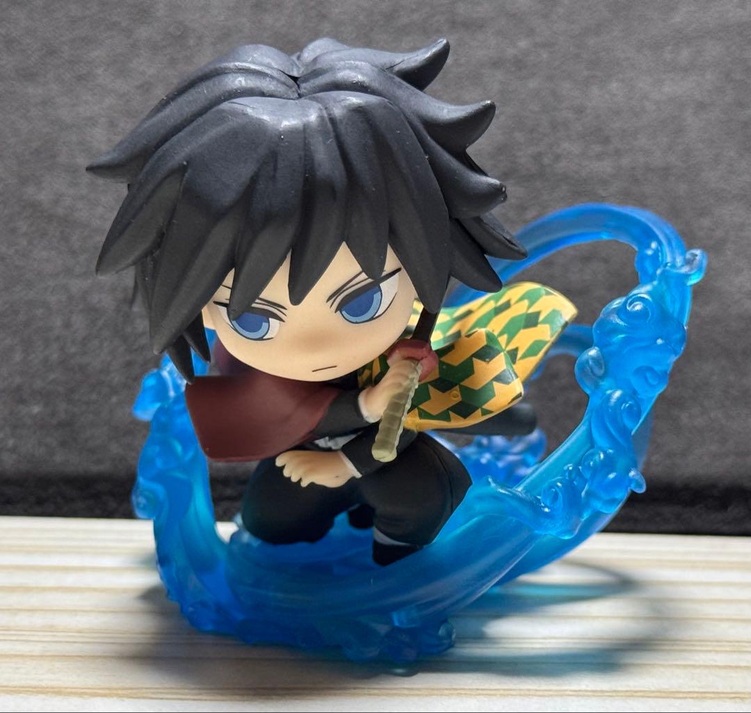 ガシャポンくじ　鬼滅の刃　あそーと2 A賞　フィギュア　冨岡義勇　胡蝶しのぶ