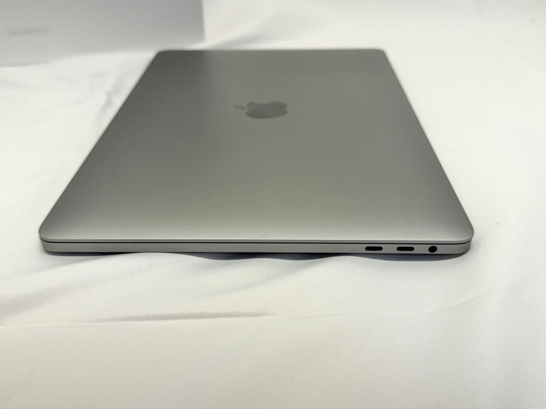 MacBook Pro 13インチ 2019 A1989