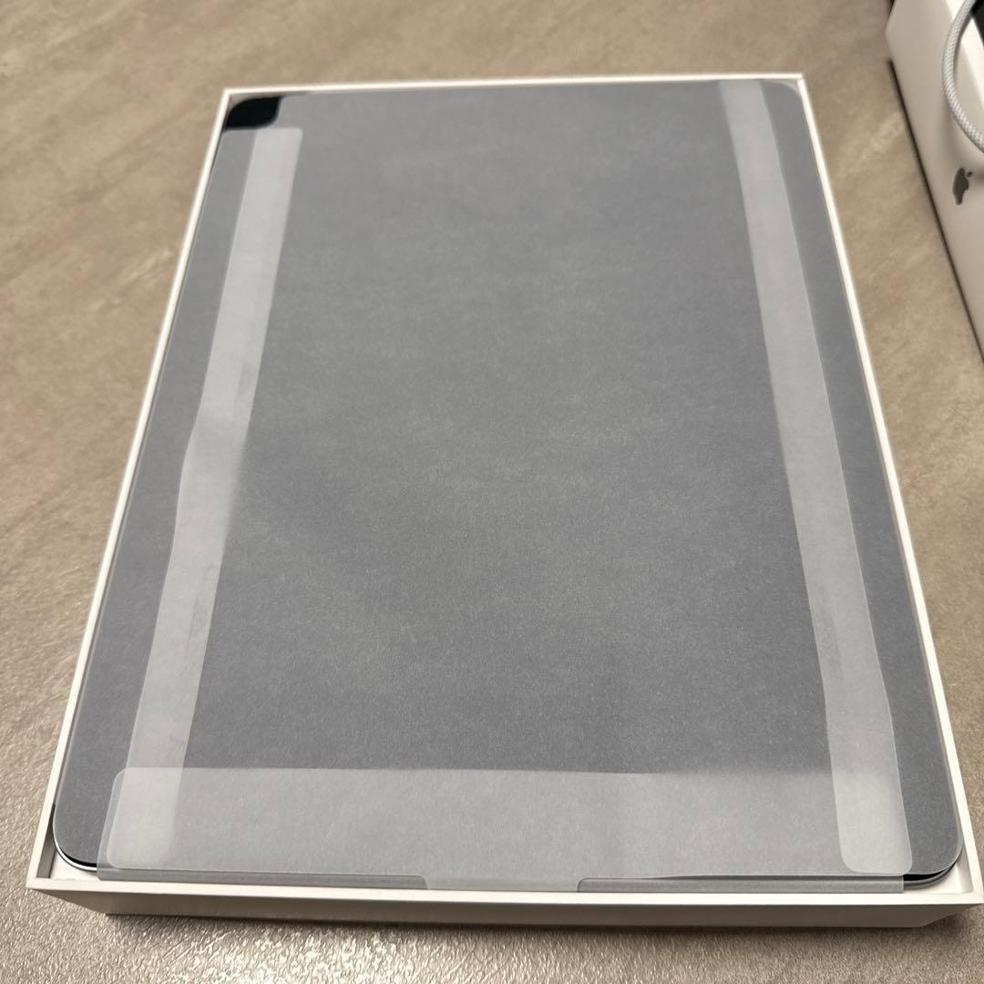 【美品】iPad Air M2 13インチ　128GB Wi-Fiスペースグレイ