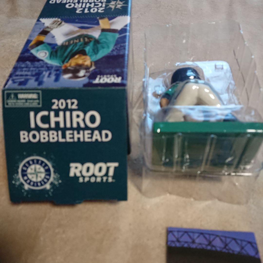 6】イチロー 2012年 球場配布 ボブルヘッドドール〈チケット付き〉