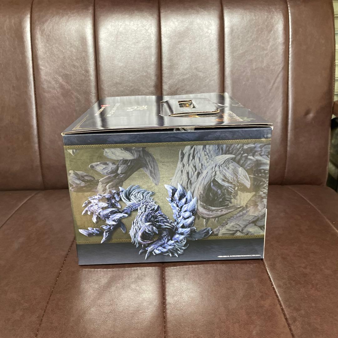 一番くじ　モンスターハンター ラストワン賞　護竜アルシュベルドフィギュア　おまけ