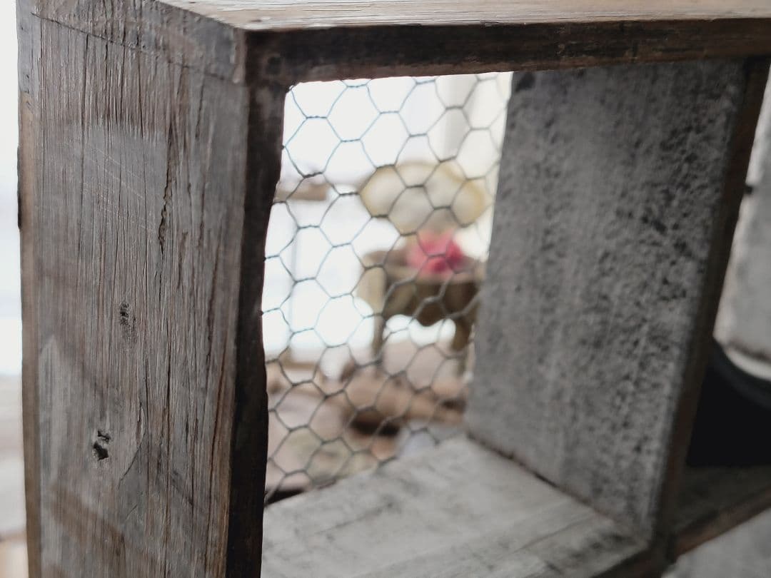 アンティーク　ウッドシェルフ　ウォールラック　アイアンメッシュ　フレンチシャビー