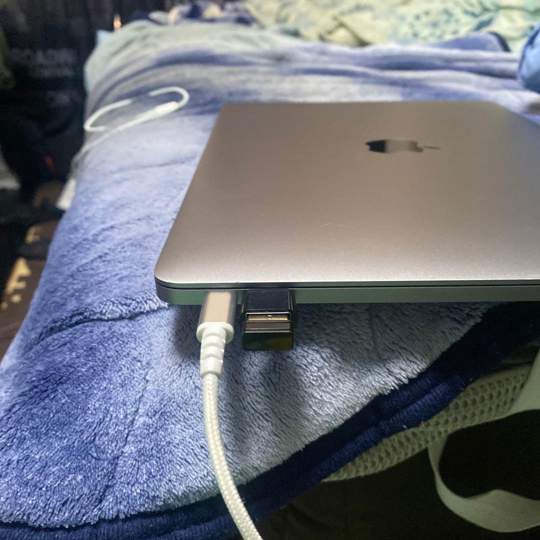 れ*と様 ジャンク　MacBookPro 13インチ　2017