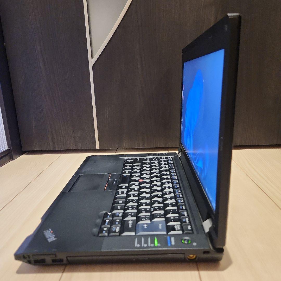 ⭐美品⭐　ノートパソコン　薄型　大容量　Lenovo　持ち運びも可能！