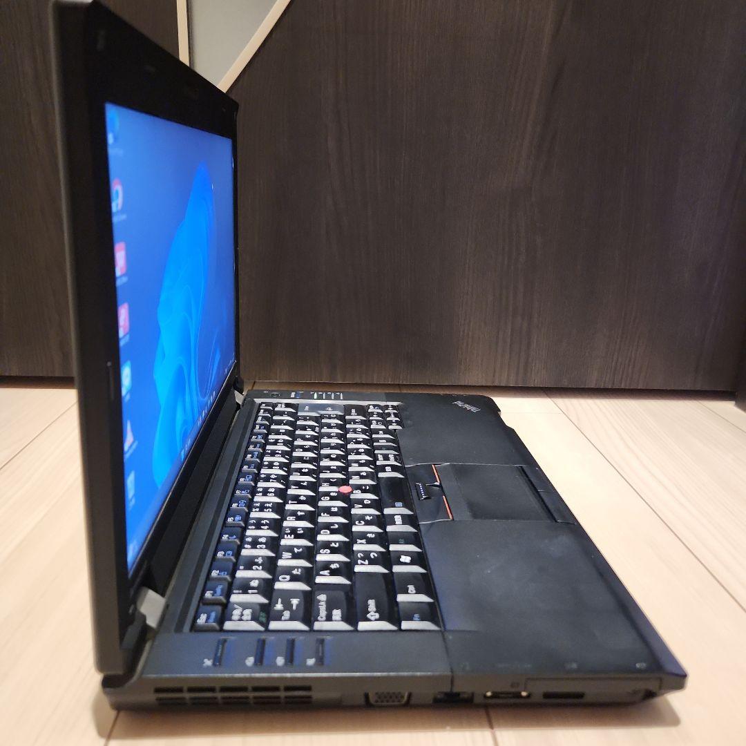⭐美品⭐　ノートパソコン　薄型　大容量　Lenovo　持ち運びも可能！