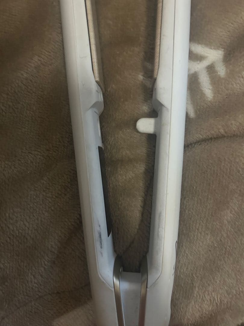 キヌジョ　ストレートヘアアイロン　ホワイト　DS100