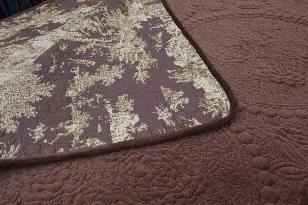 キルトマルチカバー ベッドスプレッド ２００ｘ２５０ｃｍホワイトベッドカバー