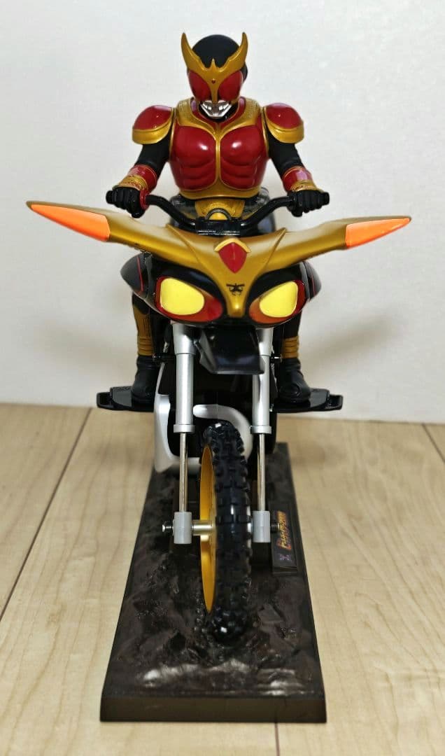 仮面ライダー クウガ ビートチェイサー2000 ラジコン TAIYO