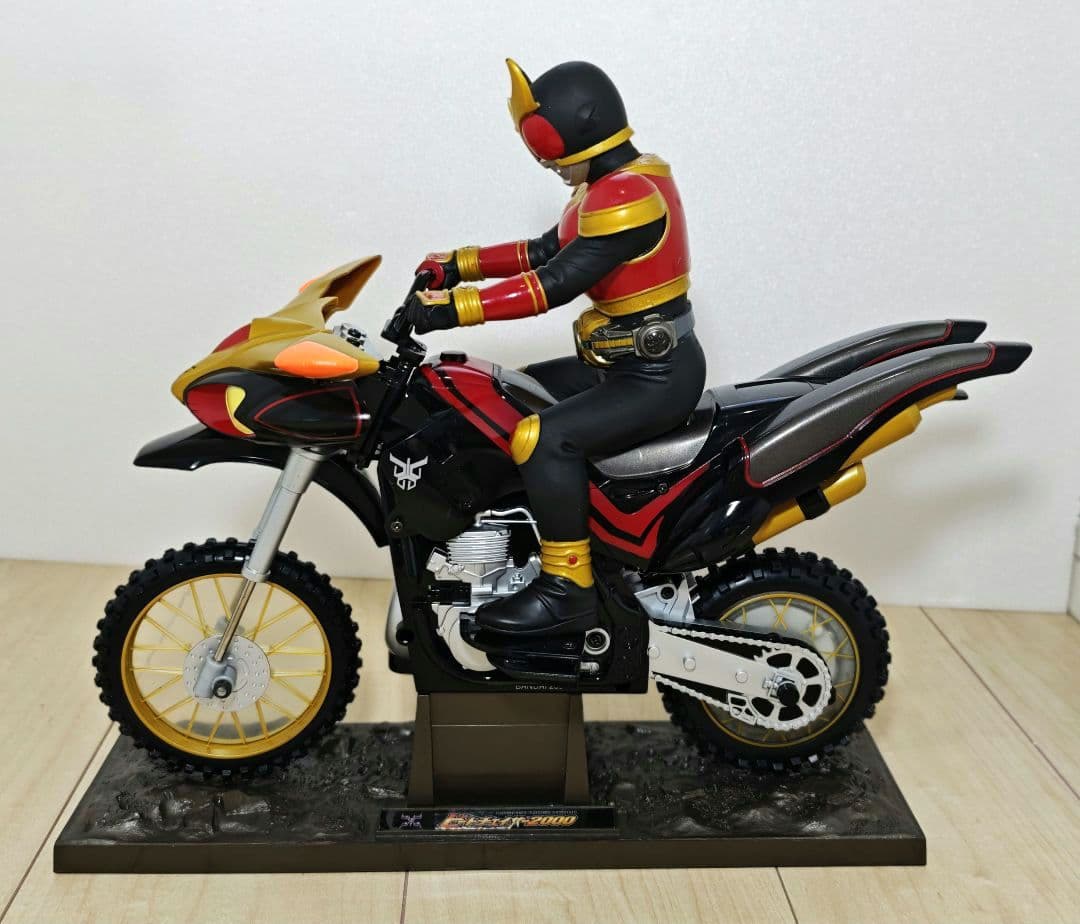 仮面ライダー クウガ ビートチェイサー2000 ラジコン TAIYO