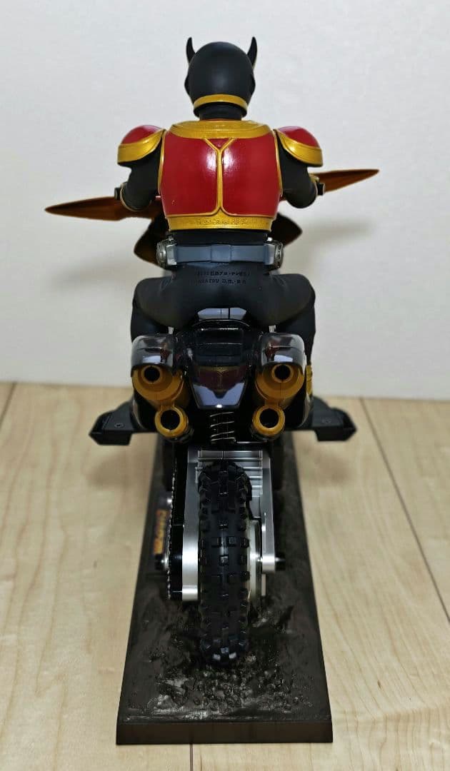 仮面ライダー クウガ ビートチェイサー2000 ラジコン TAIYO
