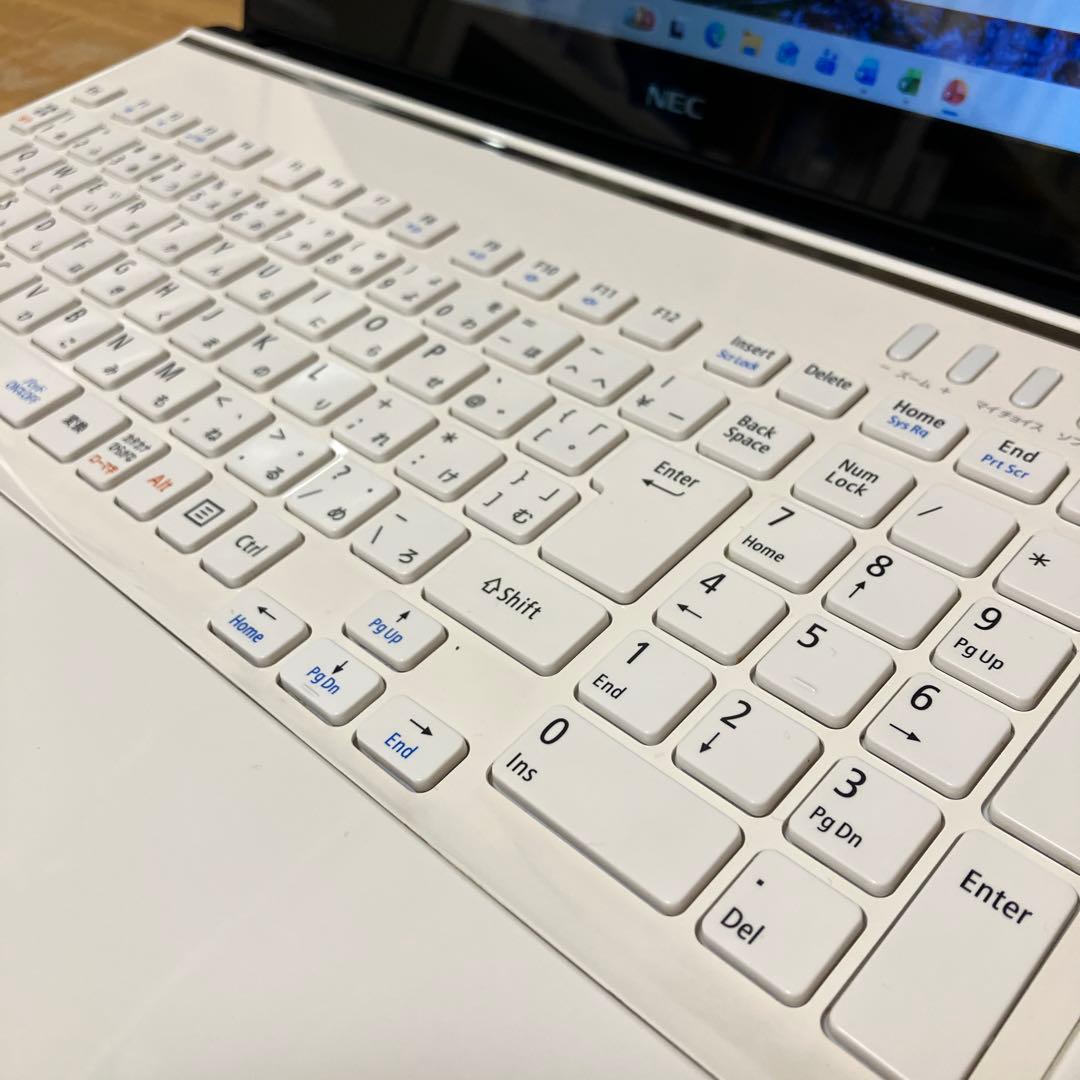 NEC LAVIE LS550/T 白　第4世代i5 office付