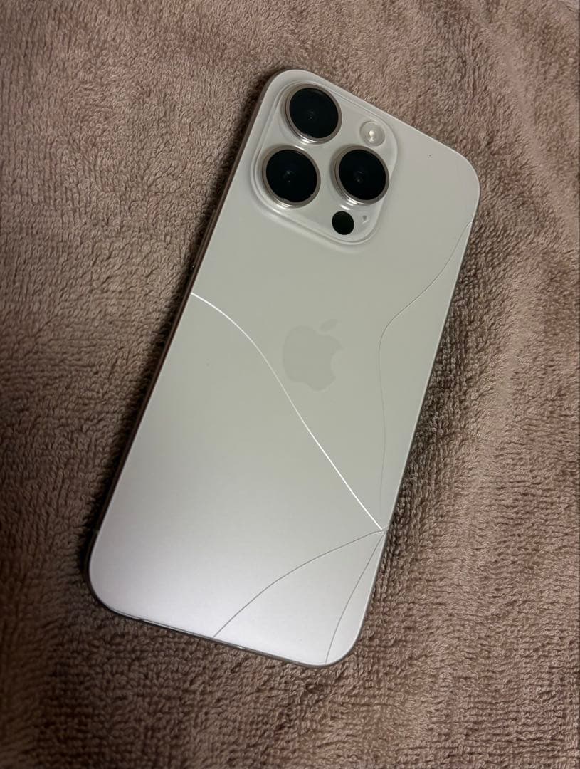 iPhone15pro 本体　128GB バッテリー最大容量86%