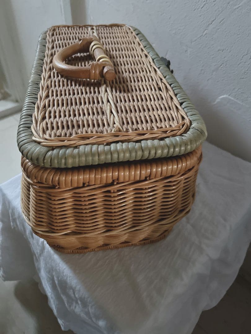 裁縫箱　ラタン製長方形バスケット
