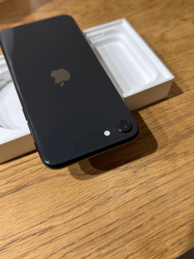 スマートフォン本体 Apple iPhone MHGT3J/A iPhone SE2