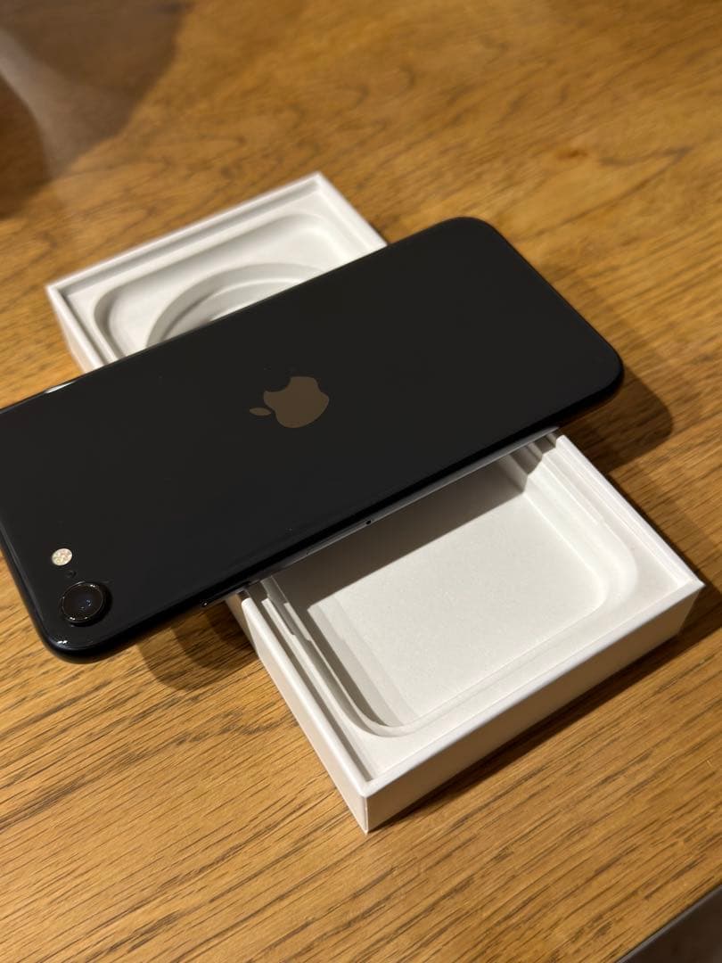 スマートフォン本体 Apple iPhone MHGT3J/A iPhone SE2