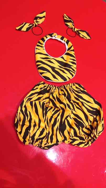 鬼のパンツ＆うさ耳ヘアゴム＆スタイ セット