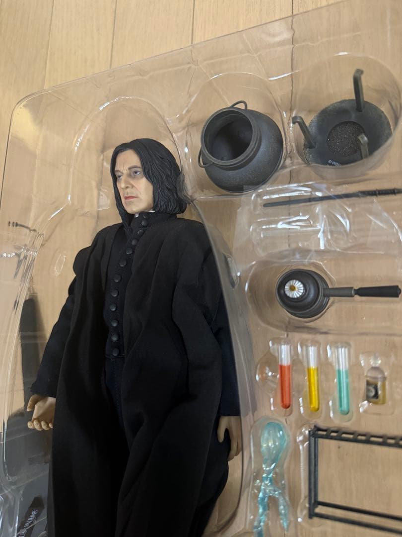 セブルス・スネイプ 1/6フィギュア　スターエーストイズ