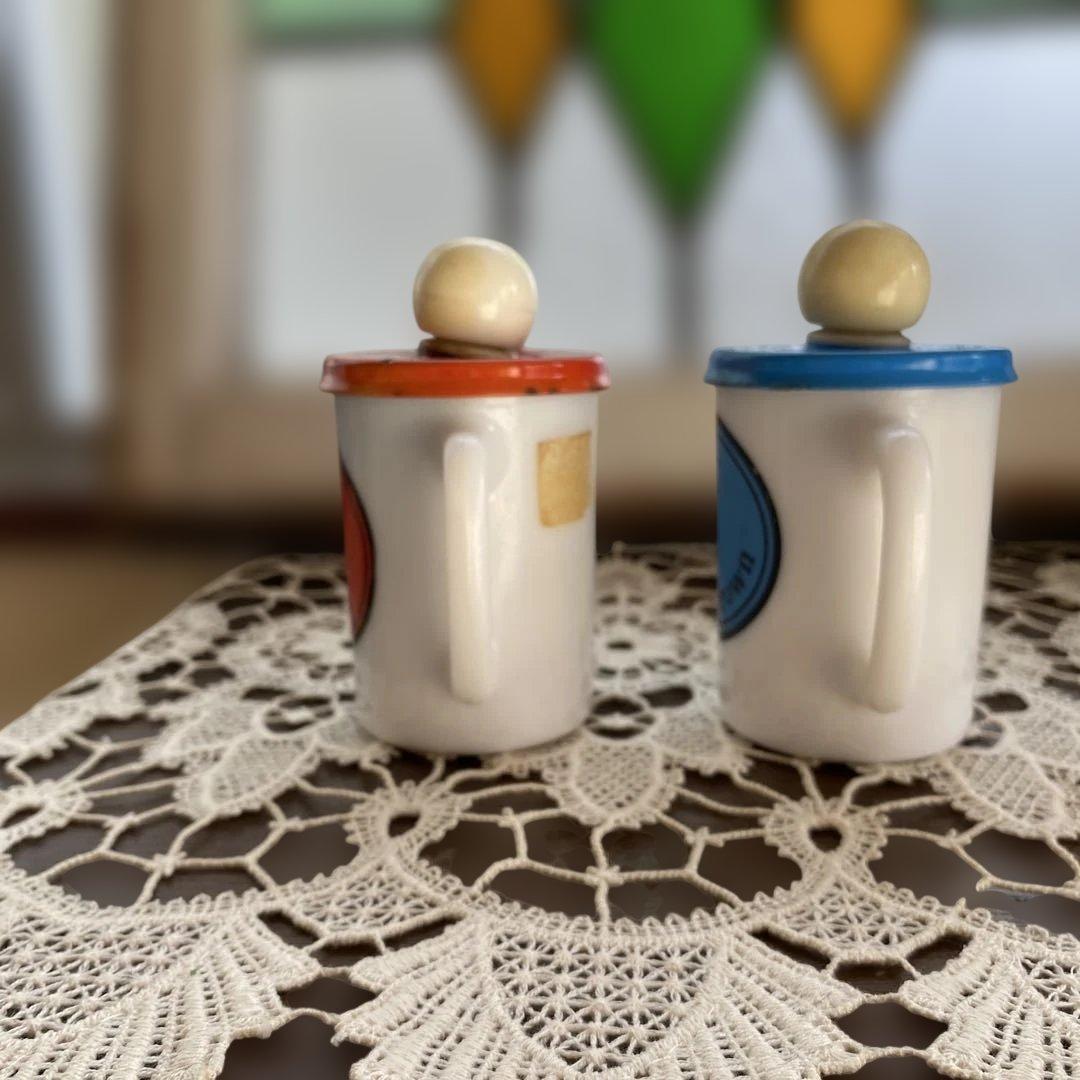 2個セット!Snoopy Charlie Brown AVONマグカップ