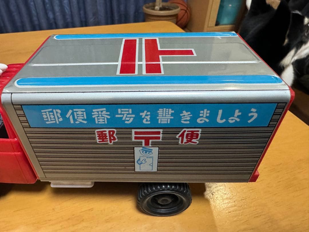 郵便トラック　ブリキ　いすゞ
