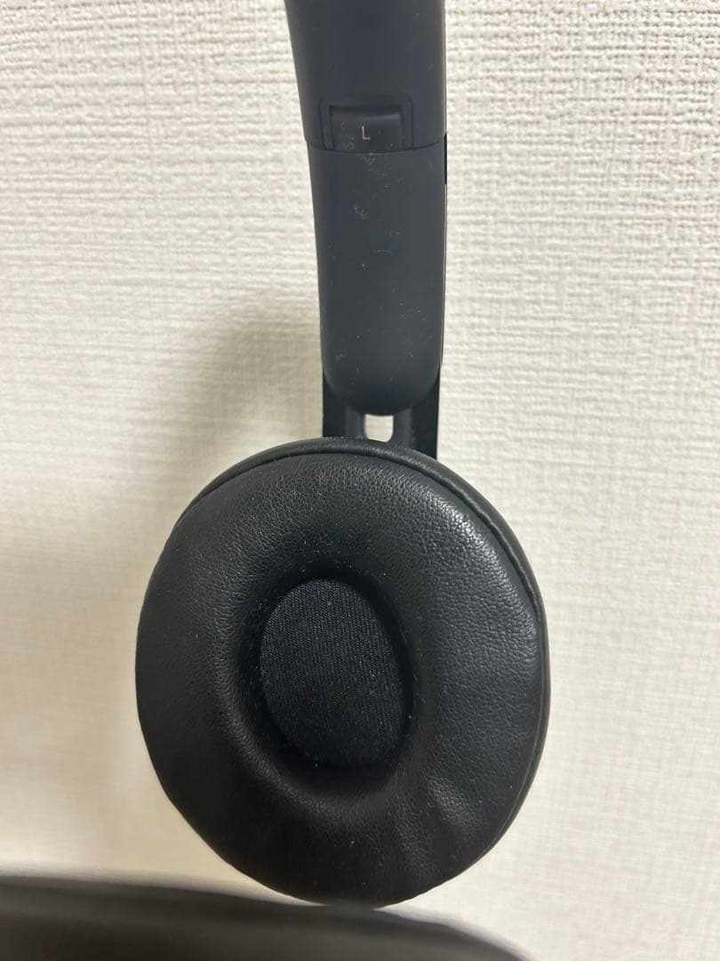 ヘッドホン Beats solo pro