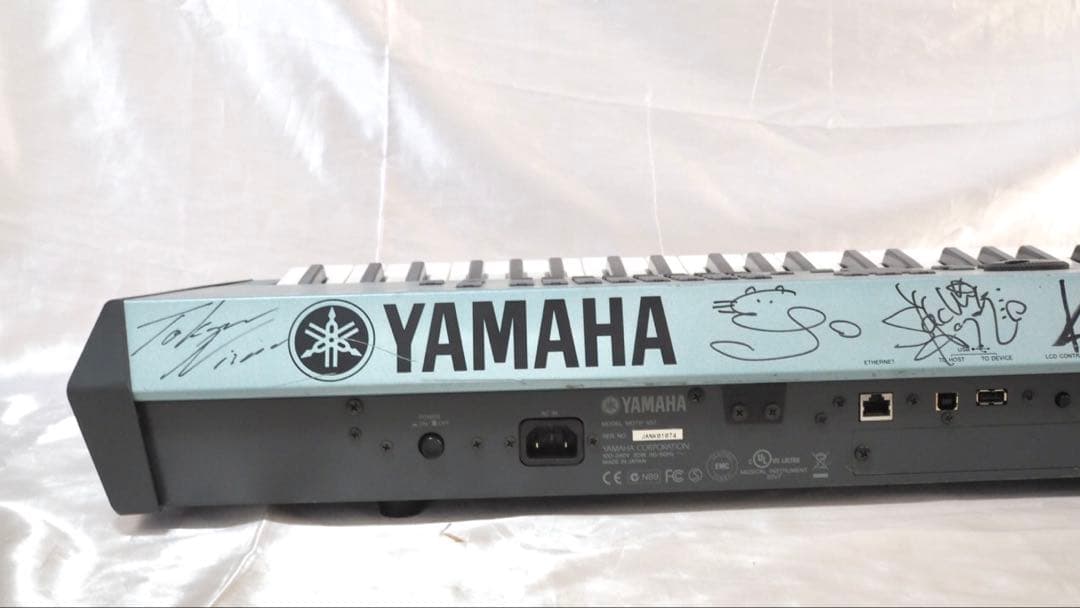 YAMAHA MOTIF XS7 シンセサイザー ハードケース付き