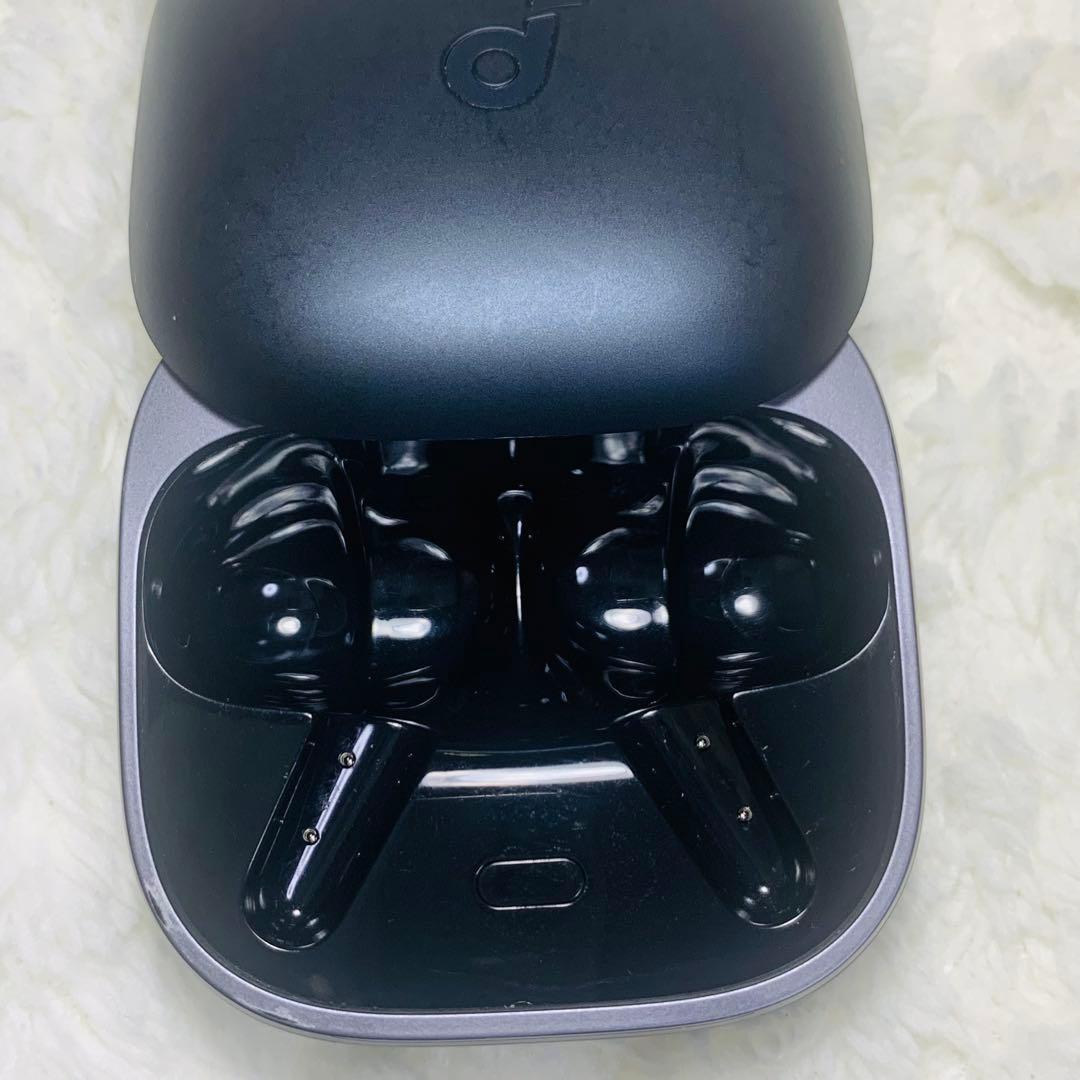 美品 Anker Liberty5 ミッドナイトブラック 充電ケース　2