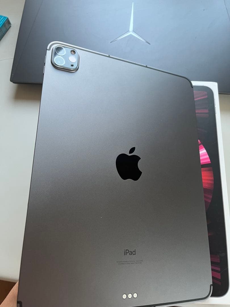 iPad Pro 11インチ 3世代256GBWIFI+CELLULAR