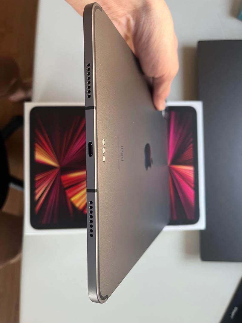 iPad Pro 11インチ 3世代256GBWIFI+CELLULAR
