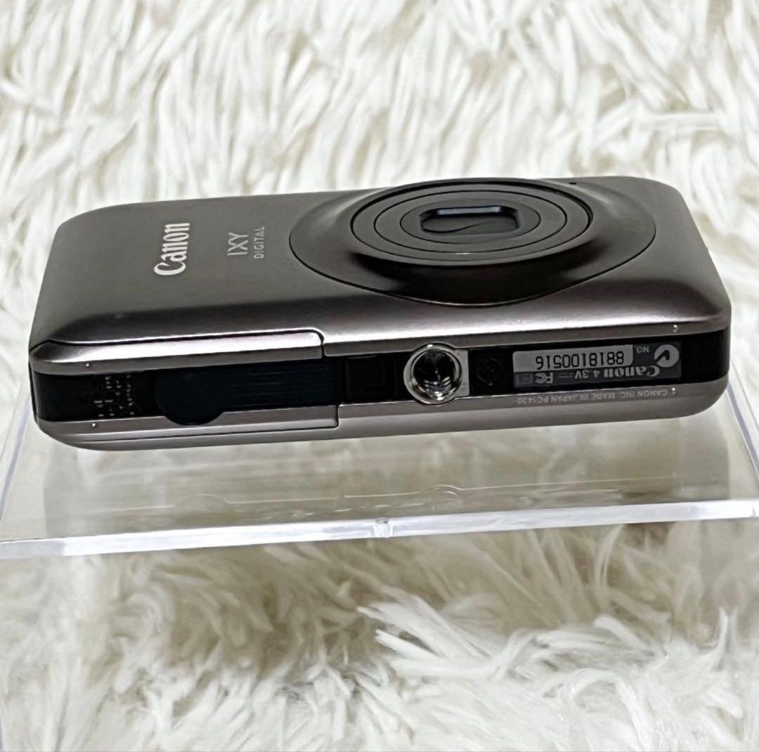 【専用】 IXY DIGITAL 220 IS コンデジ　デジカメ Canon