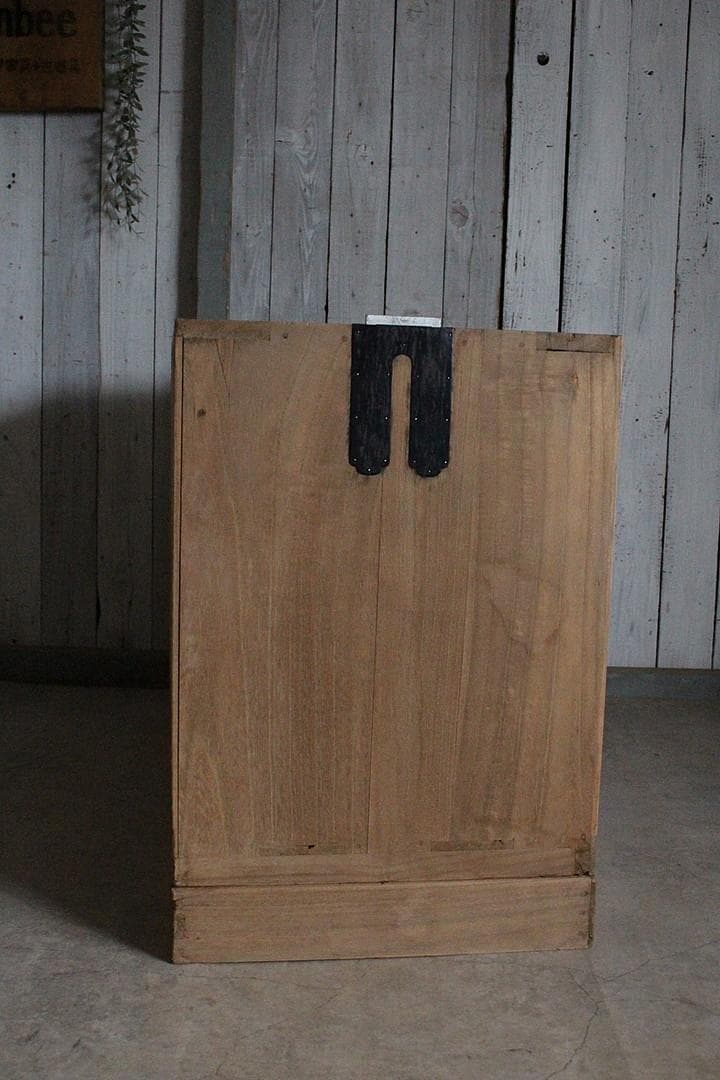 古い木製の引き出し　2段　食器棚　シャツケース　収納棚　チェスト　古家具