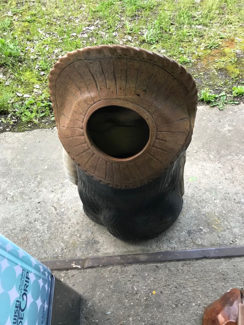 滋賀県信楽焼きのタヌキです。