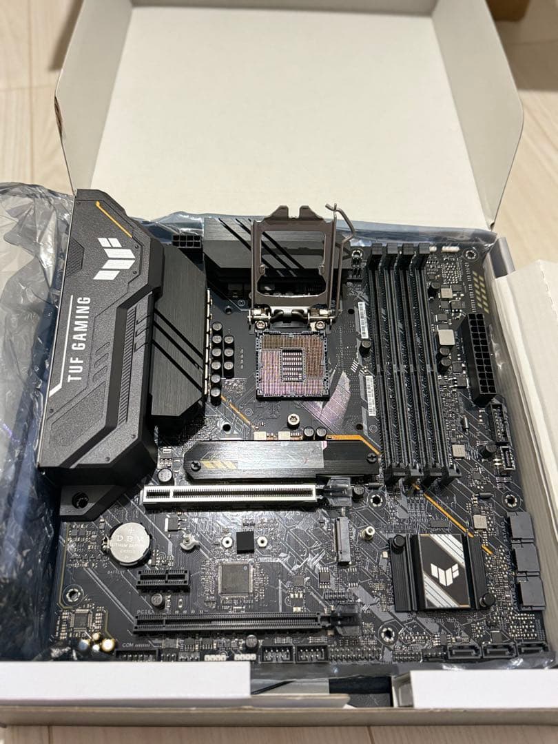 ASUS TUF GAMING B560M-PLUS マザーボード