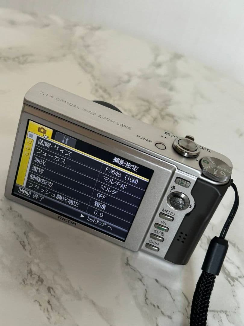 RICOH R10 コンパクトデジタルカメラ　シルバー　完動品