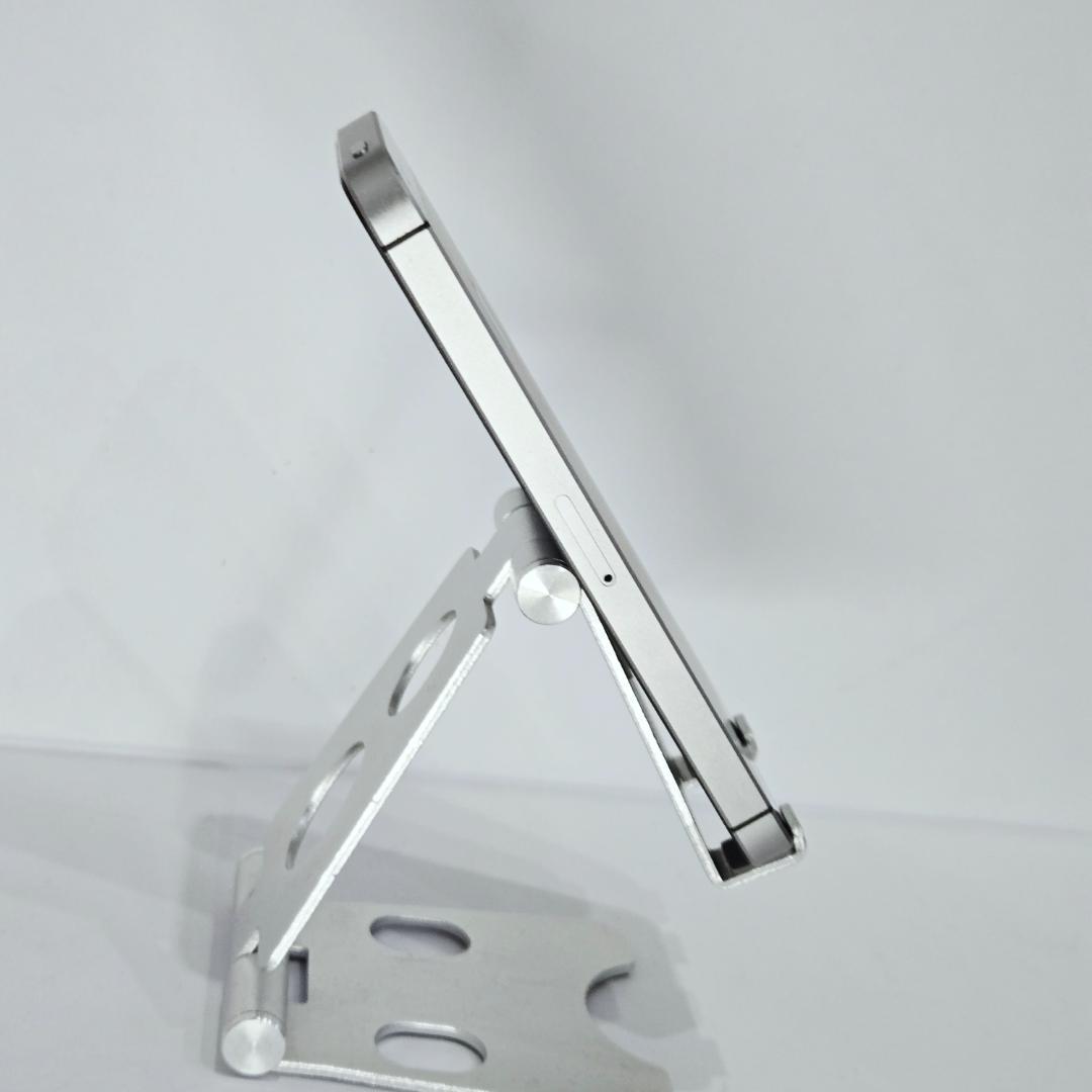 80 iPhone SE スペースグレイ SIMフリー