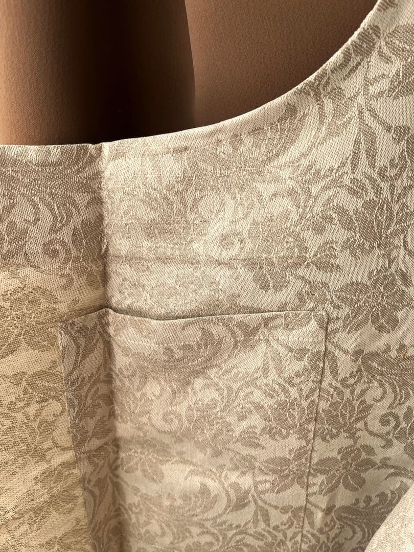 新品 リネン エプロン 花柄 ベージュ ホワイト ロング 麻 コットン 綿