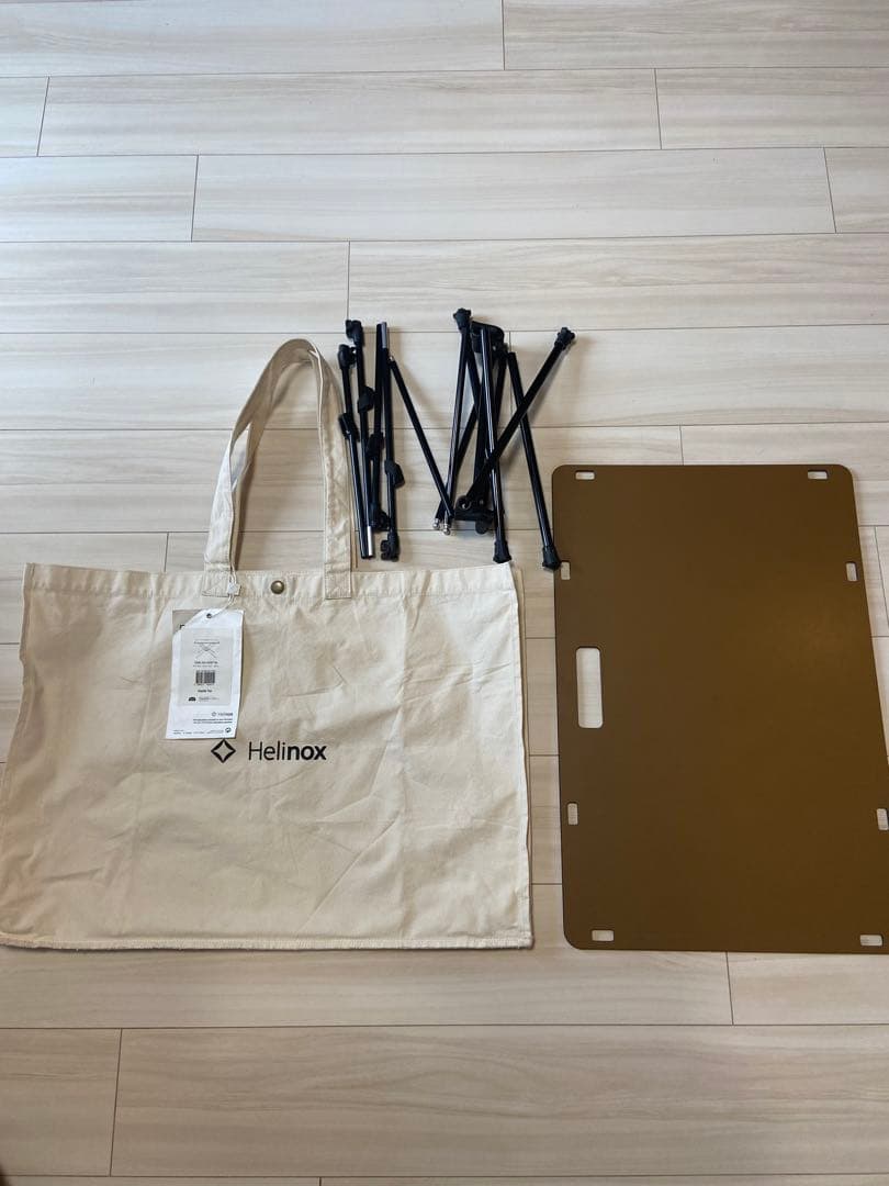 美品ヘリノックス　テーブルワン　ソリッドトップ　コヨーテ　脚、天板、ケースセット