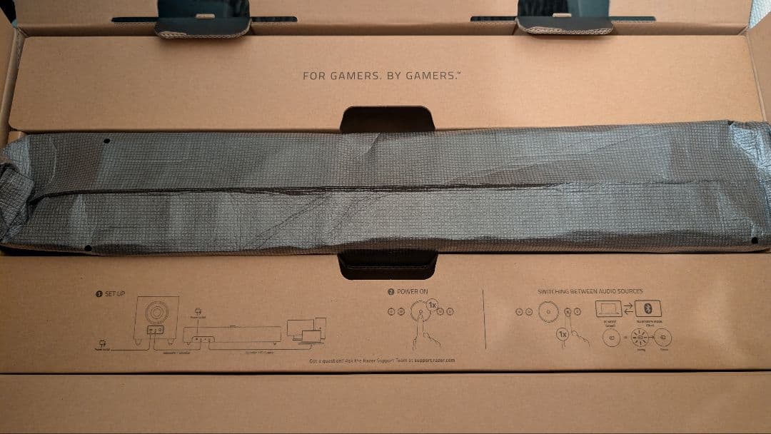 Razer Leviathan v2 pro RGBサウンドバー