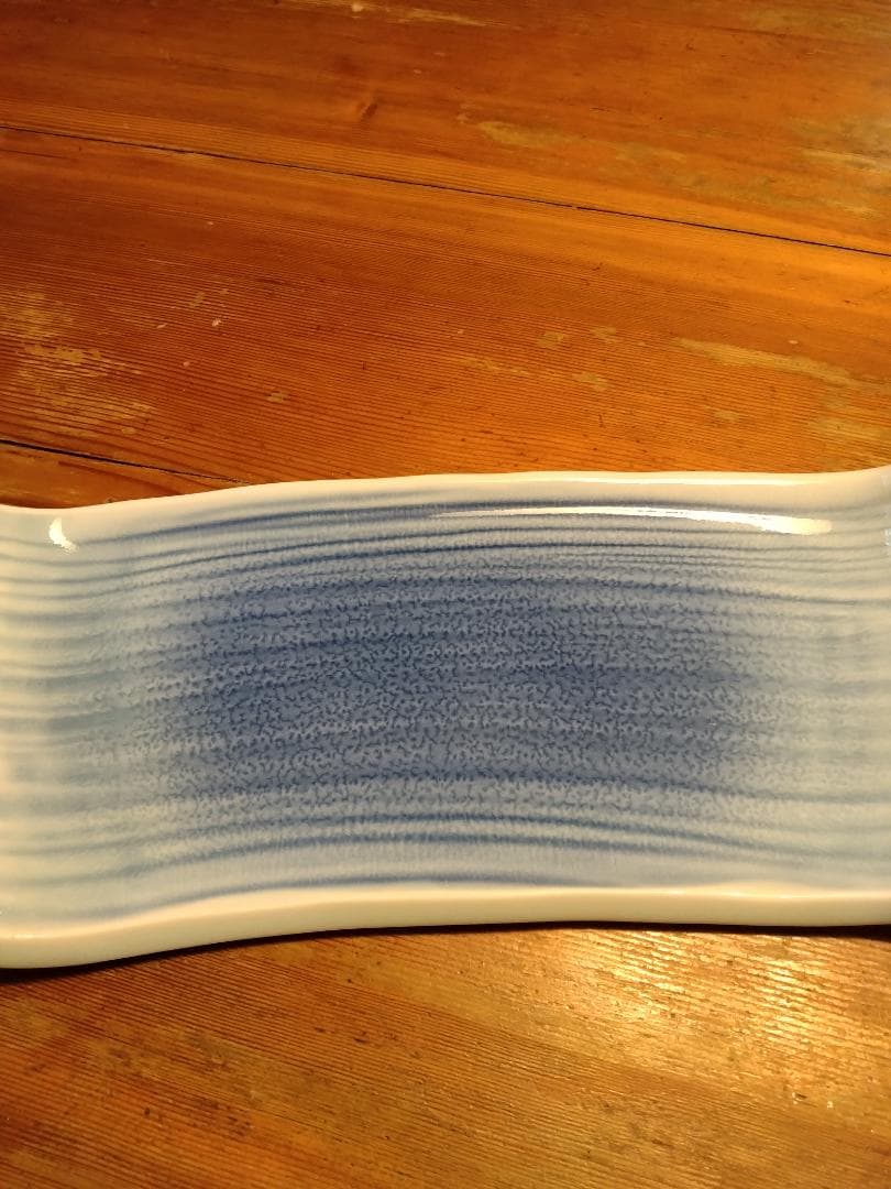 青磁流水扇型33cm皿