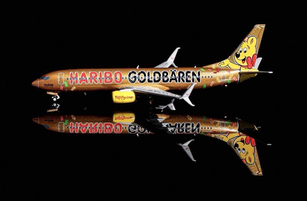 航空機・ヘリコプター 1:400 B737-800 TUI D-ATUD 'Haribo Livery