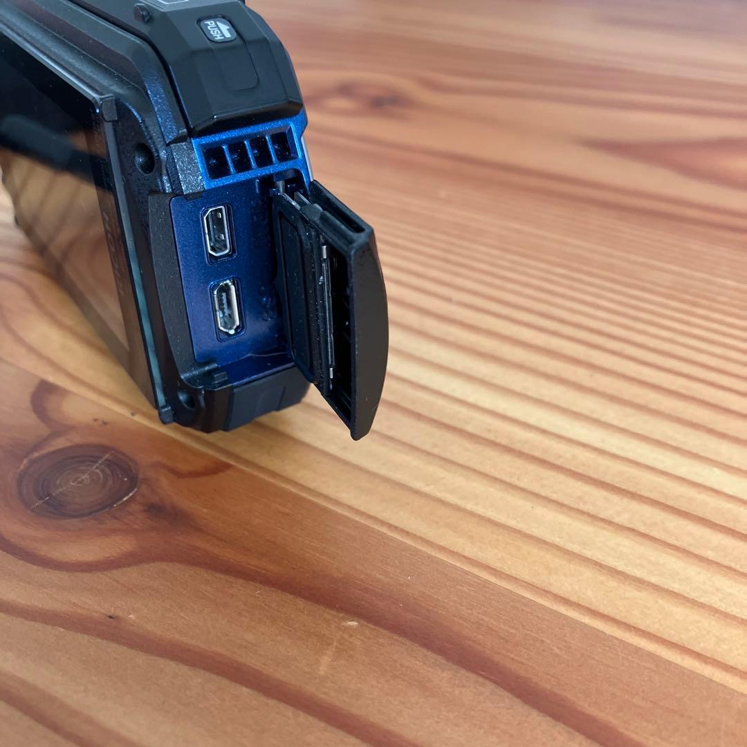 RICOH WG-40W デジタルカメラ　防水・防塵・耐衝撃