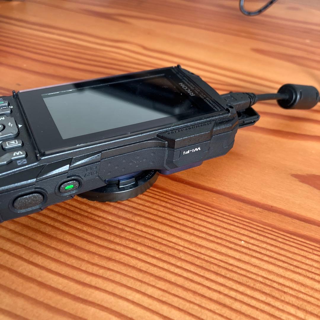 RICOH WG-40W デジタルカメラ　防水・防塵・耐衝撃