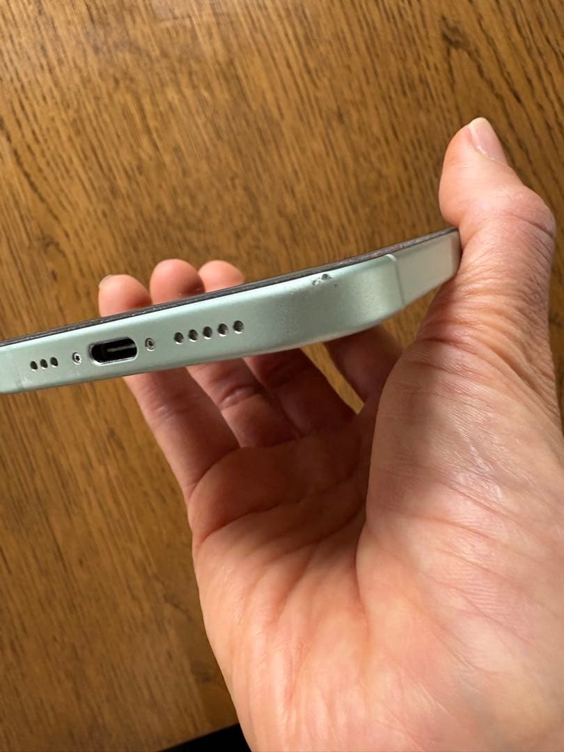 Apple iPhone 15 グリーン 本体