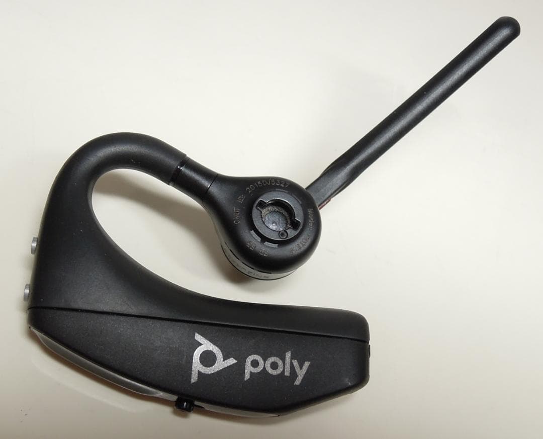 ◆現行モデル◆Poly ロゴ◆Voyager 5200＆充電ケース◆セット◆