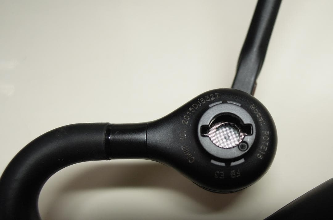 ◆現行モデル◆Poly ロゴ◆Voyager 5200＆充電ケース◆セット◆