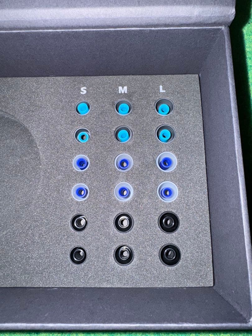 AFUL PERFORMER 5+2 イヤフォン