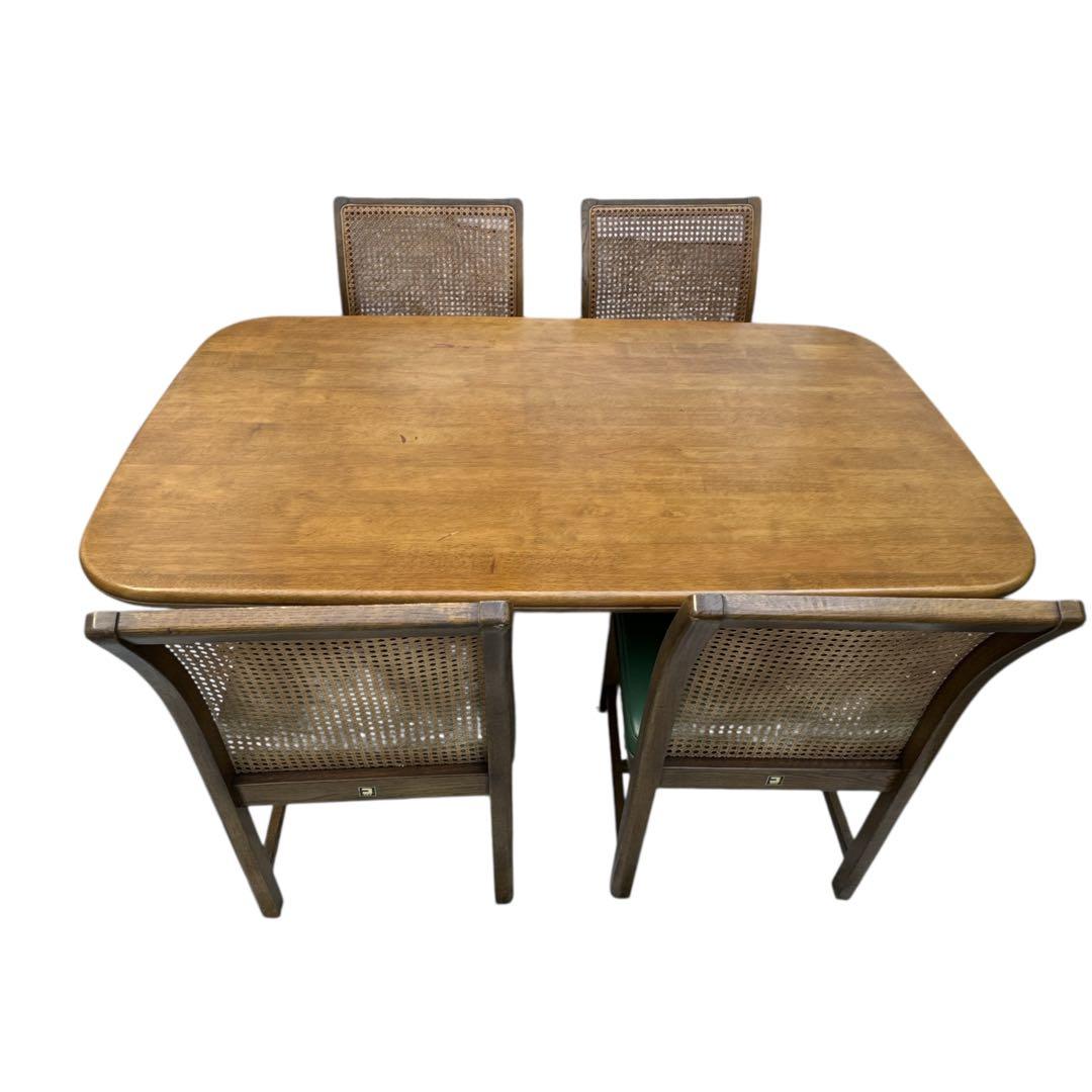 老舗高級家具メーカーである「コスガ（KOSUGA）」ダイニングチェア5点セット