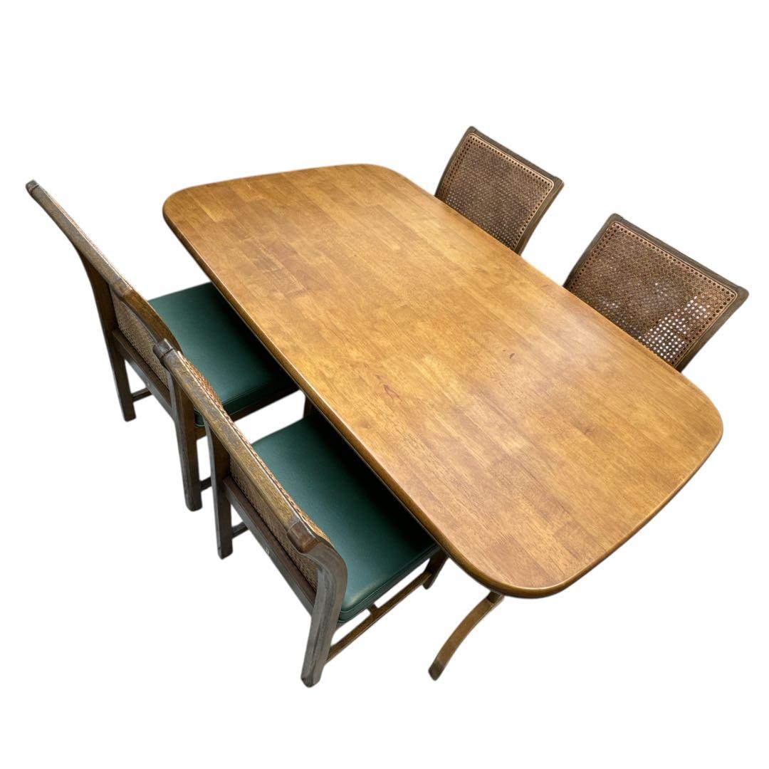 老舗高級家具メーカーである「コスガ（KOSUGA）」ダイニングチェア5点セット