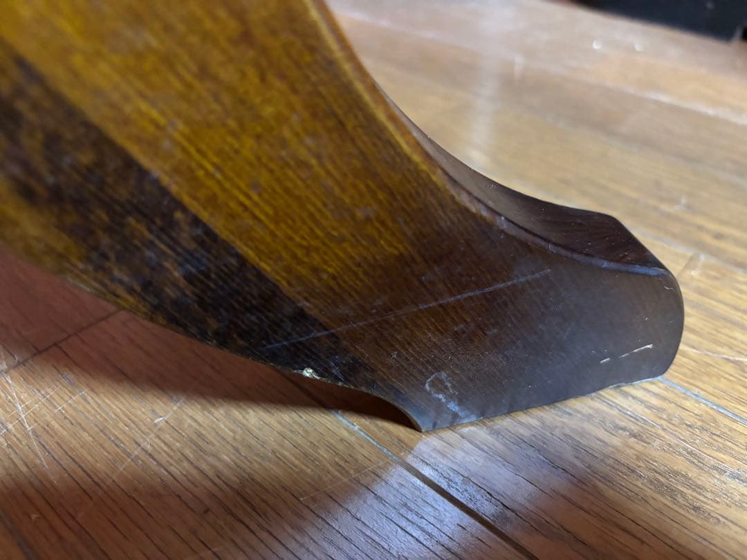 カリモク家具のコロニアルシリーズのポールスタンド（コートハンガー）